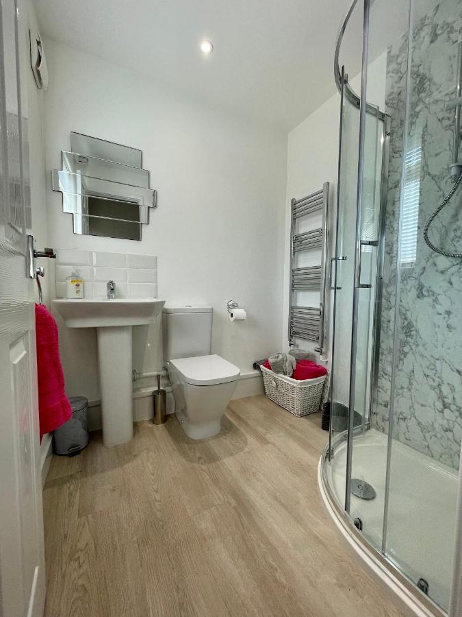 Charming 2 Bedroom With Open Plan Living * Felixstowe